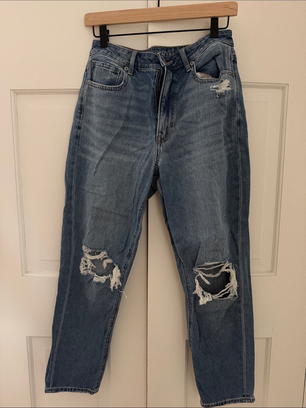 American Eagle Outfitters Distressed Boyfriend Jeans - Blue